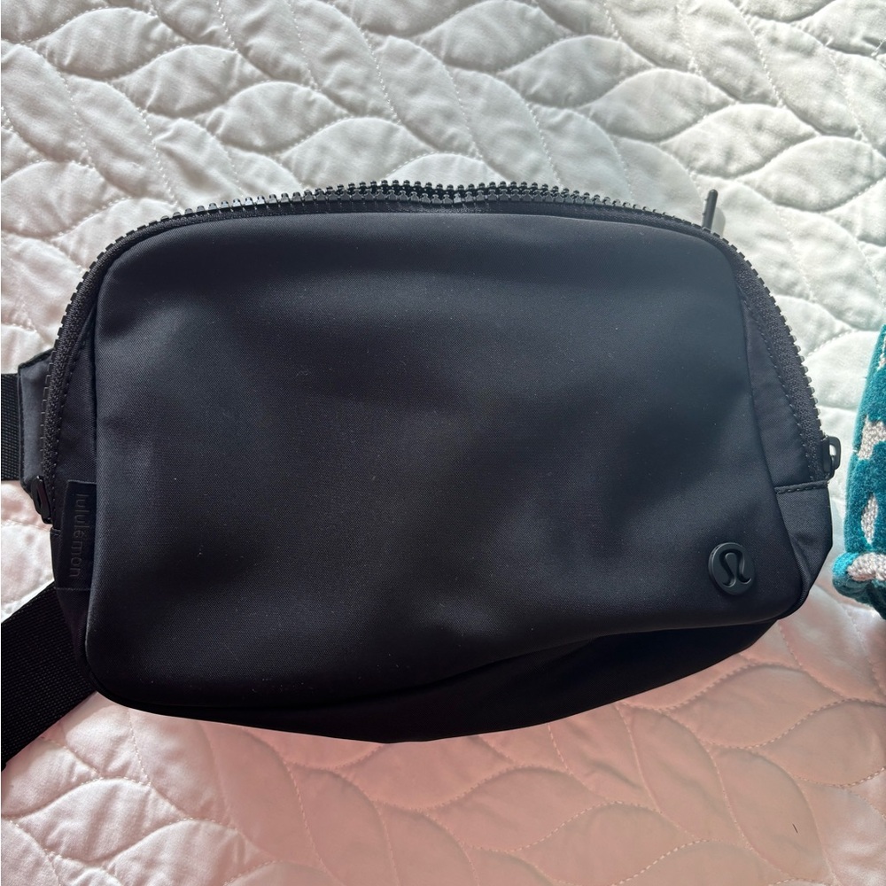 Lululemon Athletica Belt Bag